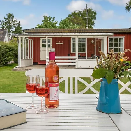 Two-bedroom In Holiday home