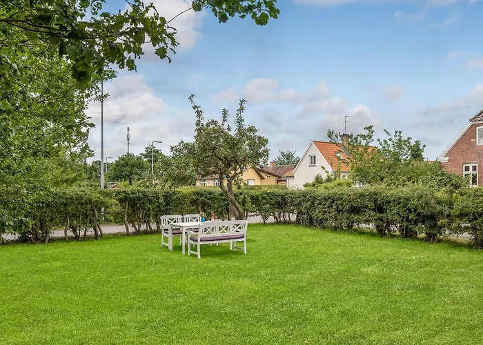 Two-bedroom In * Neksø